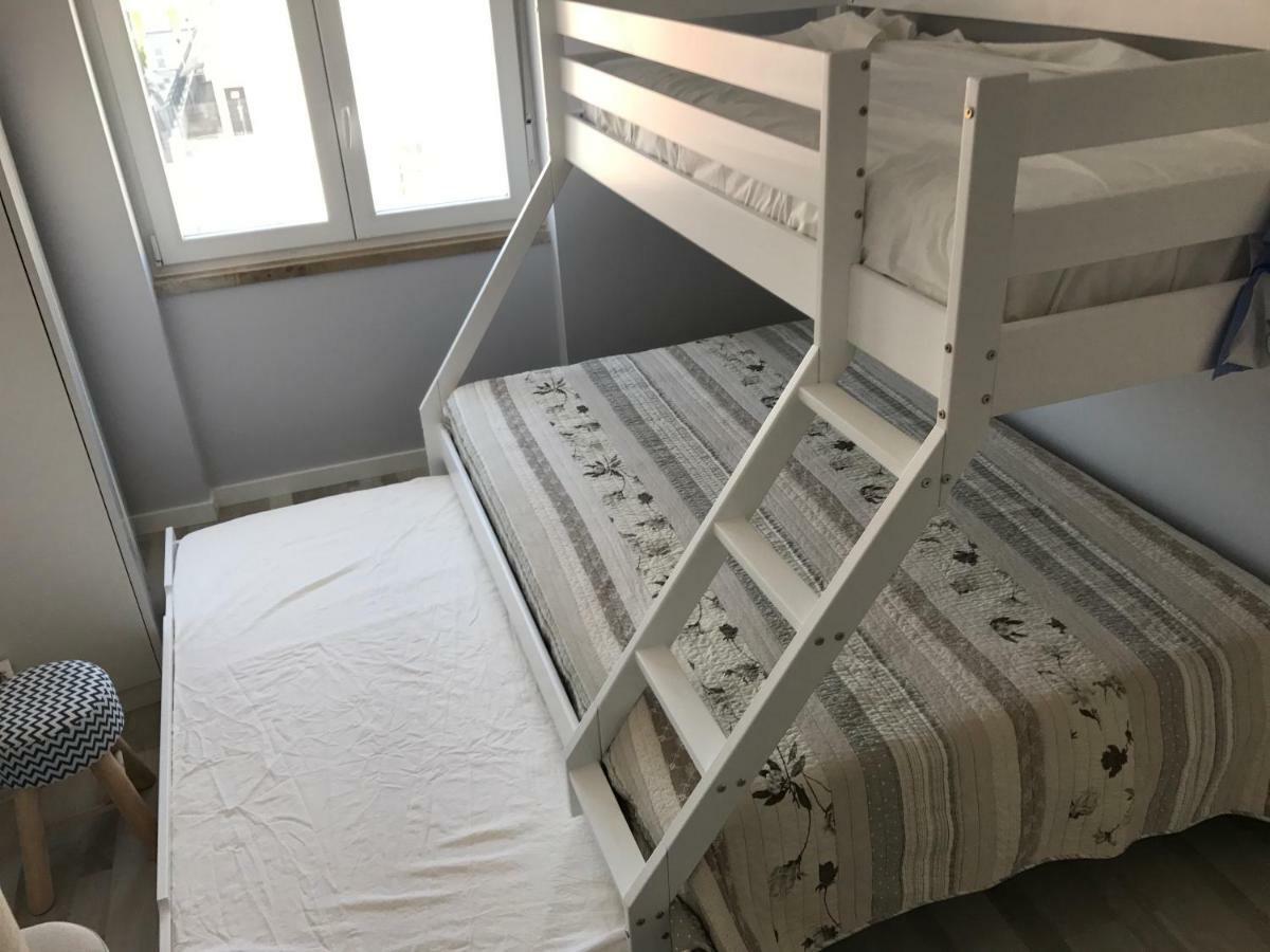 Blue Bay Beach Apartment Sesimbra Dış mekan fotoğraf
